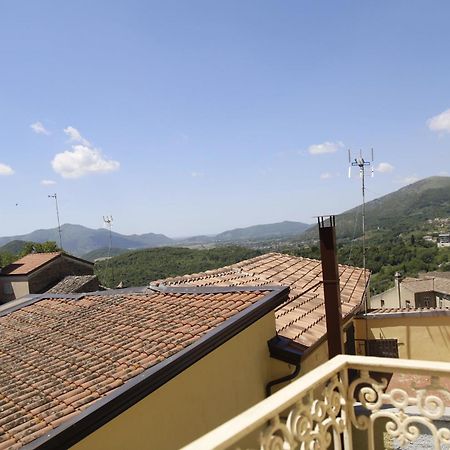 Caiazzo Diverso Apartment מראה חיצוני תמונה