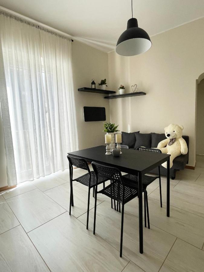 Caiazzo Diverso Apartment מראה חיצוני תמונה